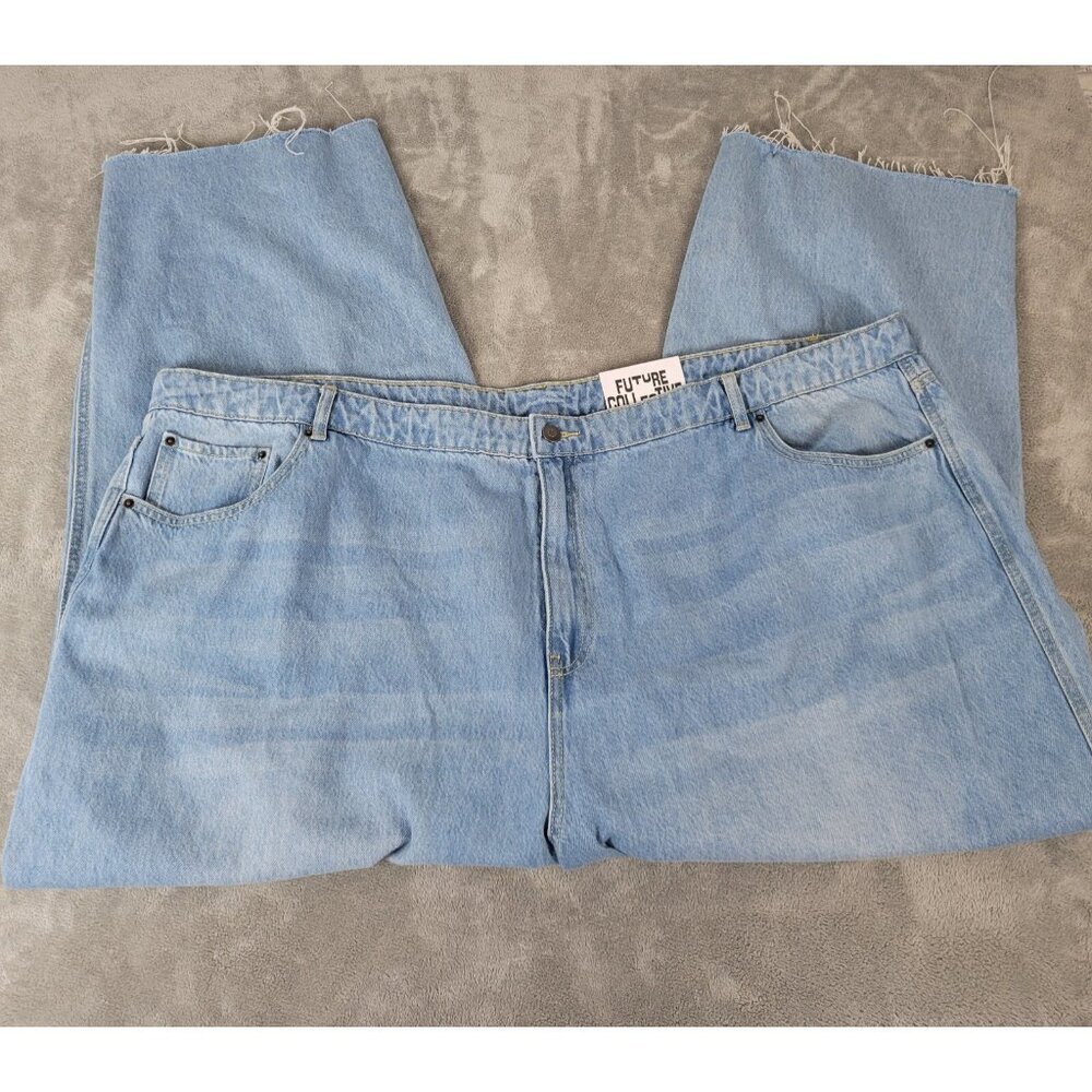 Future Collective Women's Plus 28 Blue Jeans 100% Cotton Straight Leg SL25E
